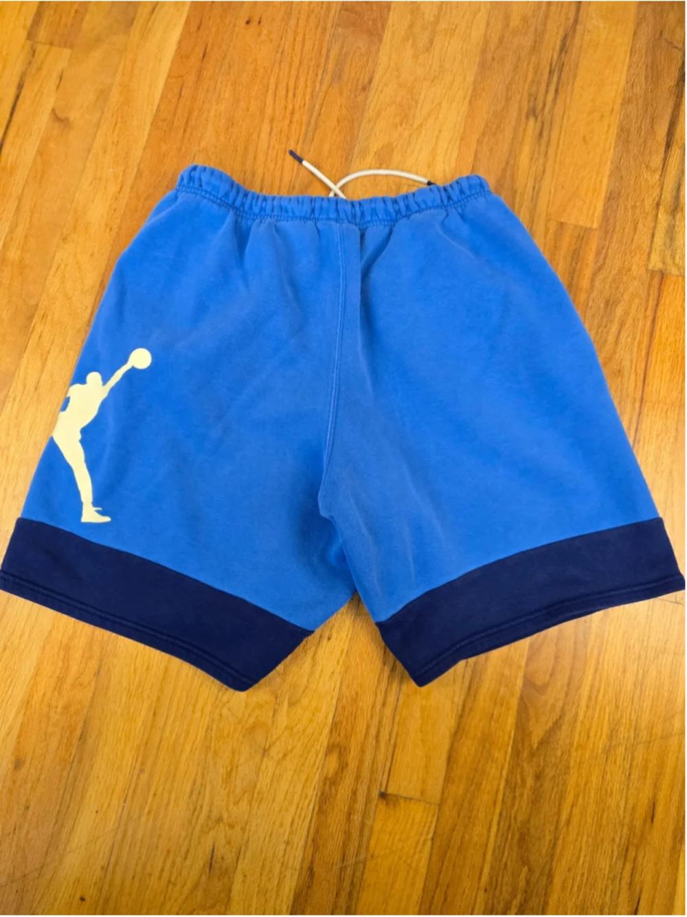 Jordan Jumpman Men’s Medium Fleece Shorts Blue Navy Oversized Logo Basketball